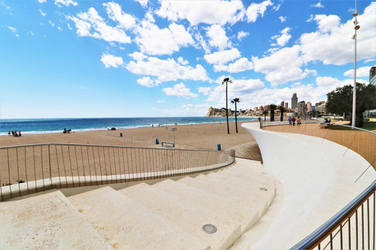 Sunset Waves 18-35 Poniente Beach Resort Benidorm Extérieur photo