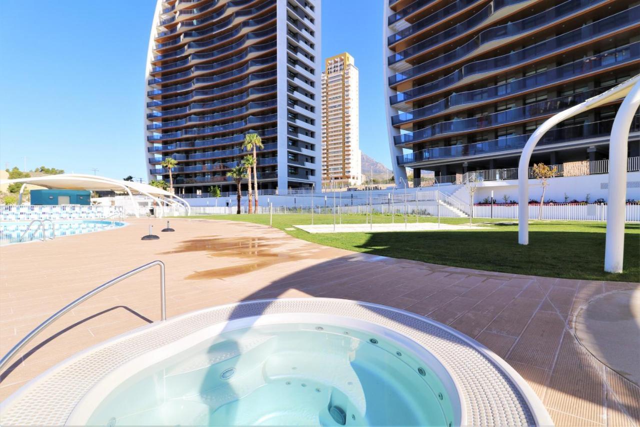 Sunset Waves 18-35 Poniente Beach Resort Benidorm Extérieur photo