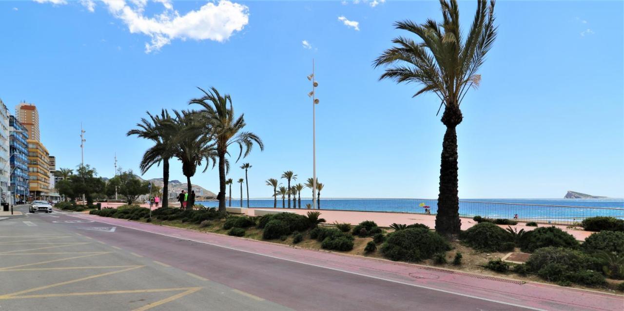 Sunset Waves 18-35 Poniente Beach Resort Benidorm Extérieur photo