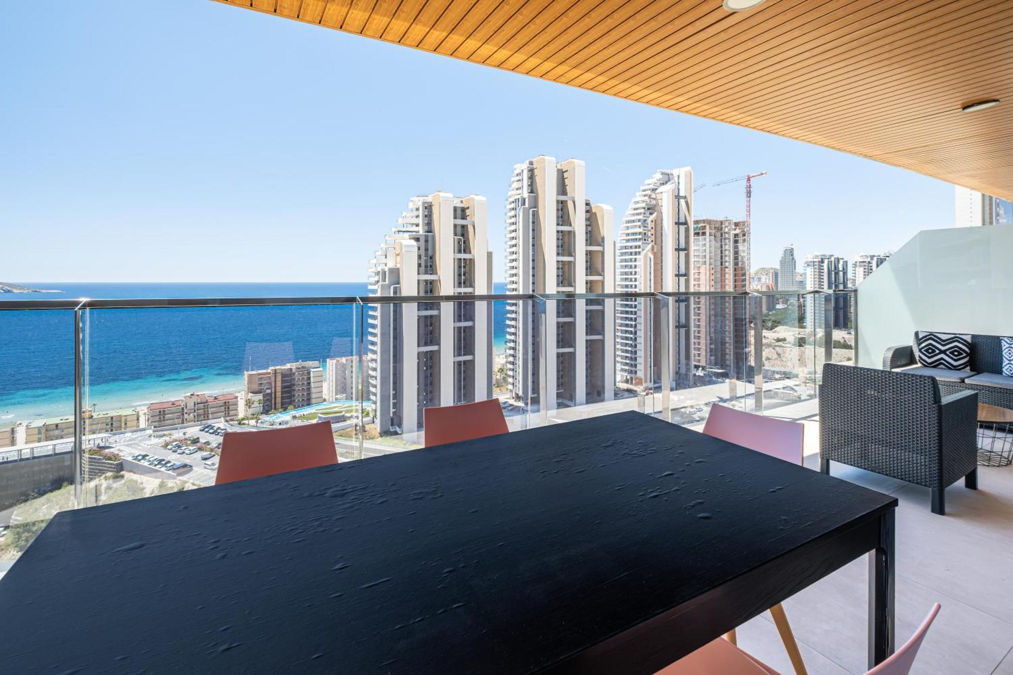 Sunset Waves 18-35 Poniente Beach Resort Benidorm Extérieur photo